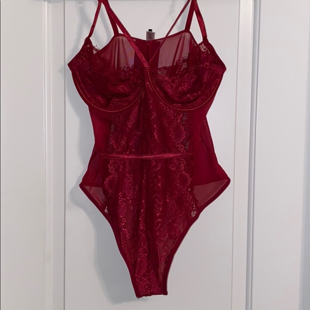 Fashion Nova somebody to love lace teddy